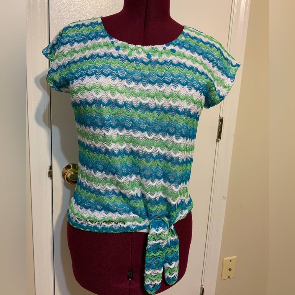 NWOT Alfred Dunner Petite Crochet Beaded design Green Blue White Blouse top…